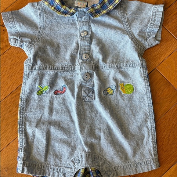 Baby, You're It! Other - VTG Denim Collared Romper with Embroidered Bugs Size 3/6 Months